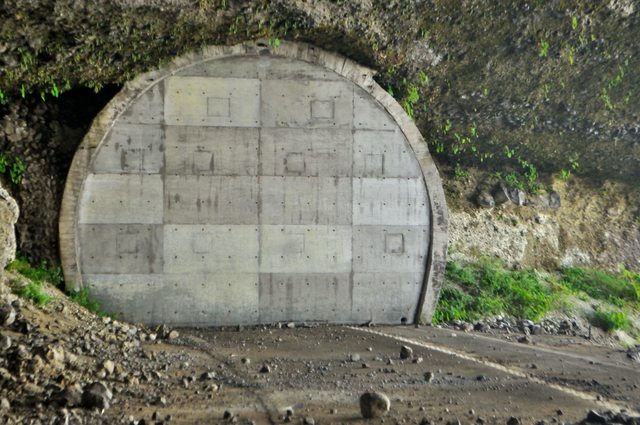 ファイル:20130819141558DSC 0156.jpg