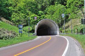 金山側の坑口